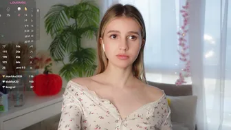 Fluffy_angel natural 03/19/2025