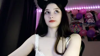 Blushed_pussy 09/22/2025