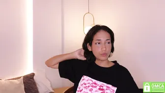 Hot_little_bunny chat sex 22-Sep-25