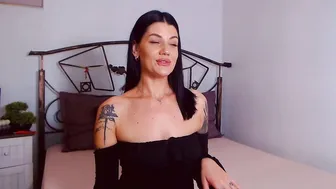 yvonneeverlee cam 23-Sep-25