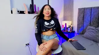 ema_stone65 (09-23-2025) bigpussylips