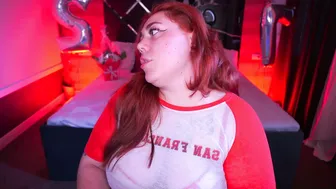 Amazonkastar young webcam show