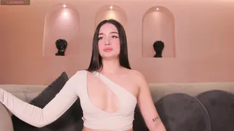 arianamonroe video nude on cam