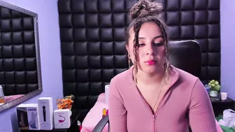 tiny_love_ chat sex 23-Sep-25