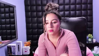 tiny_love_ chat sex 23-Sep-25