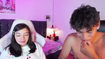 yiing_and_yang bigass chat porn video