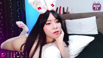 meowkami xxx chat - (09/24/2025)