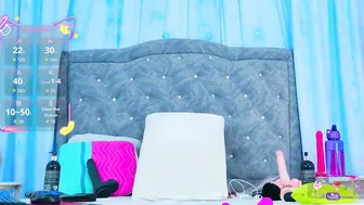 Auraross latina - (09-27-2025)