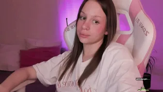 Hellokittyyam shy cam sex porn