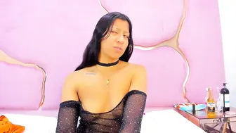vanelin18 recorded nude video 216919