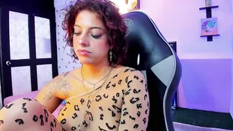 miss_akemi asian hot webcam porn