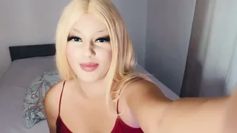 Rosebelle1 posing on webcam 28 September 2025