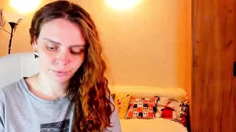 gloria_wood atm 23-Mar-25