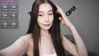 Rocketsgirl 25 March 2025 on webcam