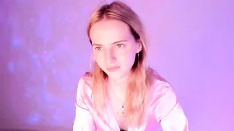 May__cute blond - 25-Mar-2025