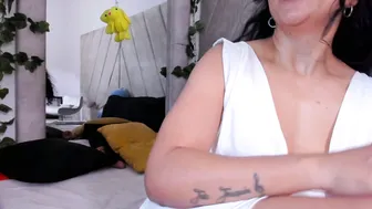 victoriawills_ (09/29/2025)