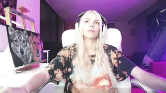 tinykylie bigboobs 29 September 2025