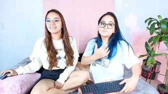 jules_n_gia hot cam video (09-29-2025)