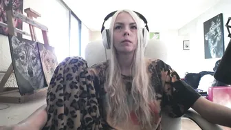 tinykylie 09-29-2025