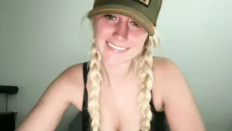 smexxii93 blonde (09/29/2025)