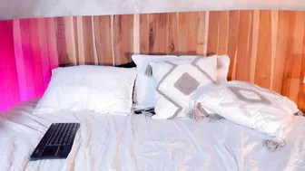 carolineejoness xxx video 30-Sep-2025