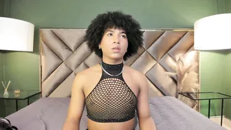 Ambar_colling hot cam video 30-Sep-25