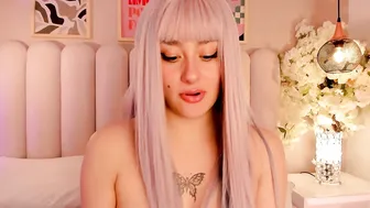 cute__cherry_ webcam (09-30-2025)