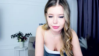 Unforgettablalice cute stream