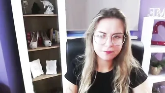 Blackrosezoey (09/30/2025)
