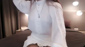 Shy_schoolgirl_ natural - 30-Sep-25