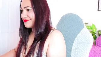 emybeecker webcam chat 30-Sep-25