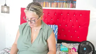 Sweet__mature cam video (10/01/2025)