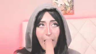 violettbloss 01-Oct-2025
