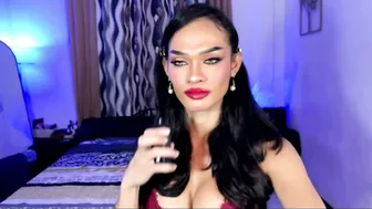 queenvalentinats recorded nude video 226114