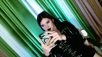 queen_kendalx19 femboy porn cam video