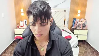 Karolandluna nude cam - 02-Oct-2025