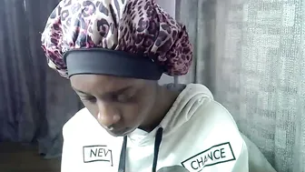 enkarxx naked 02 October 2025
