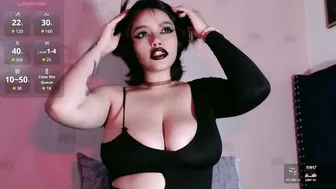 naturaltitss_ recorded nude video 227900