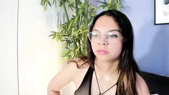 mialuxx bigdick on webcam