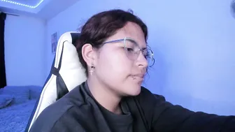 ladybrown_16 chat girl porn 10-03-2025