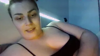 Beeinmedeep squirt naked on cam