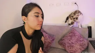 abbey_allen posing on cam 03-29-2025