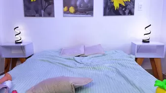 Sweet_moon_11 on live cam video chat porn