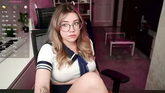 Remywild naked on cam porn chat video