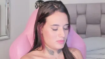 susan_sweet7 posing on webcam 04-Oct-25