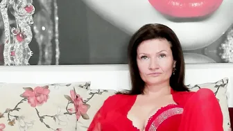 illegalbeauty87 (10-04-2025)