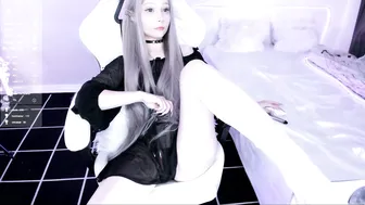 lily_weep video 10-04-2025