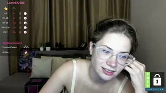 Alicia_folow video 04-Oct-2025