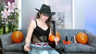 oriana_thomson2 05-Oct-2025