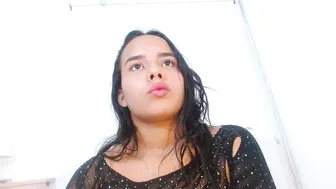 Roxy_stone1 nude video chat 05 October 2025